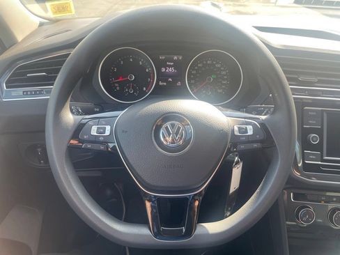 Used 2020 Volkswagen Tiguan S AWD/4WD image 21