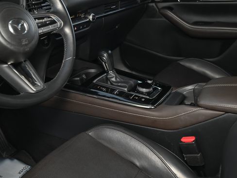 Used 2021 MAZDA CX-30 AWD 2.5 S w/ Premium Package image 39