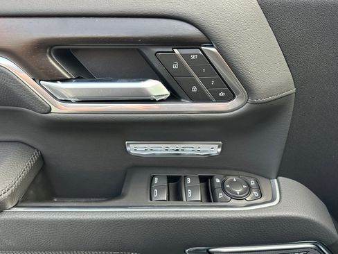 New 2026 GMC Sierra 1500 Denali w/ Technology Package image 9