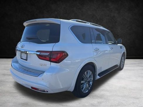 Used 2019 INFINITI QX80 Luxe w/ All-Season Package image 7