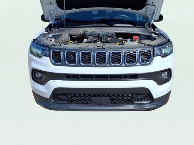 Used 2024 Jeep Compass Latitude AWD/4WD image 23
