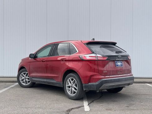 Certified 2024 Ford Edge SEL w/ Convenience Package image 3