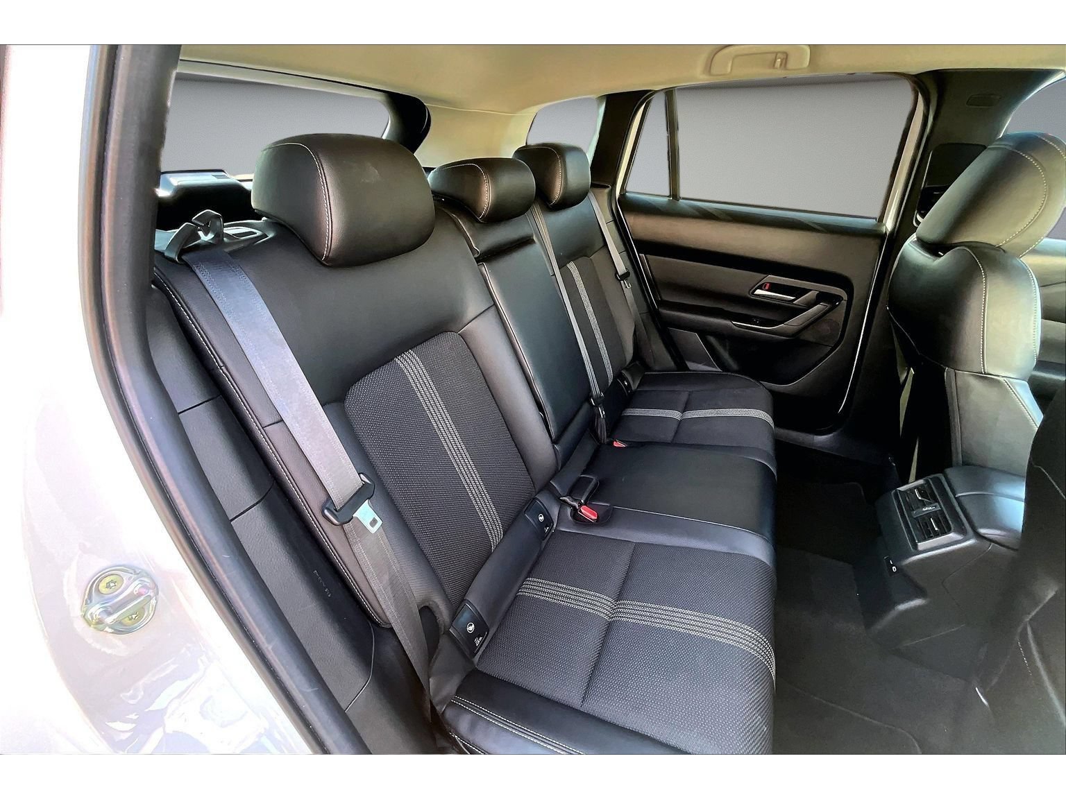 Used 2025 MAZDA CX-50 AWD 2.5 S w/ Preferred Package image 42