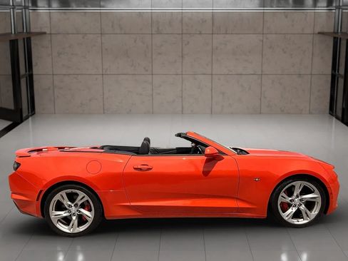 Used 2019 Chevrolet Camaro SS RWD image 3