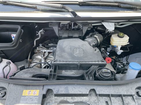 Used 2023 Mercedes-Benz Sprinter 3500 w/ Acoustic Package image 37