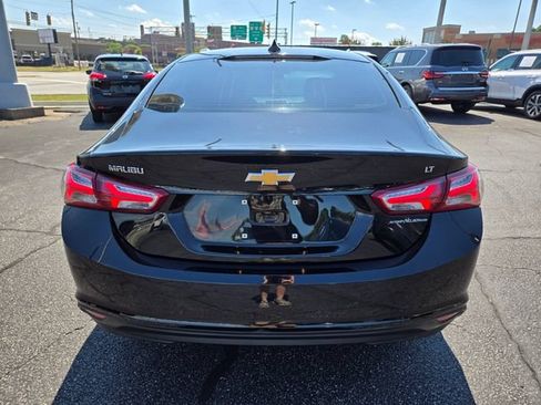 Used 2022 Chevrolet Malibu LT FWD image 8