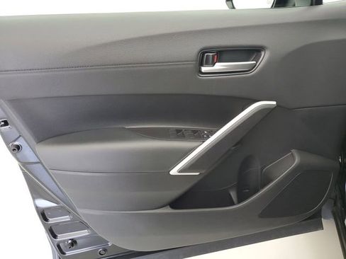 Used 2025 Toyota Corolla Cross XLE FWD image 20