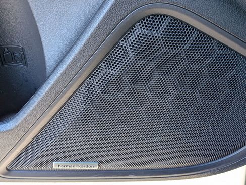 Certified 2025 Subaru Outback Touring XT image 10