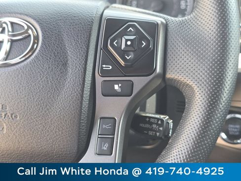 Used 2021 Toyota Tacoma TRD Pro AWD/4WD image 31