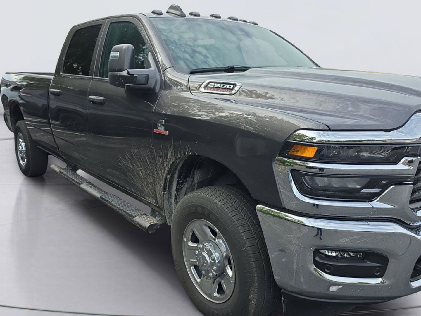 Used 2026 RAM 2500 Tradesman AWD/4WD image 2