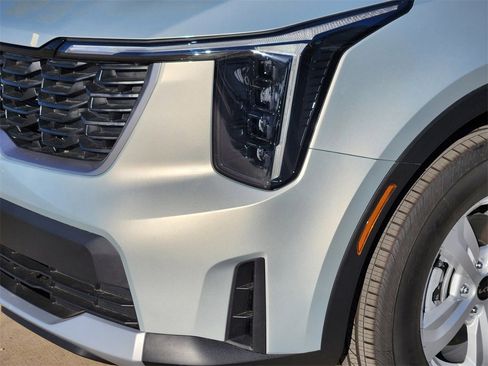 New 2026 Kia Sorento LX image 6