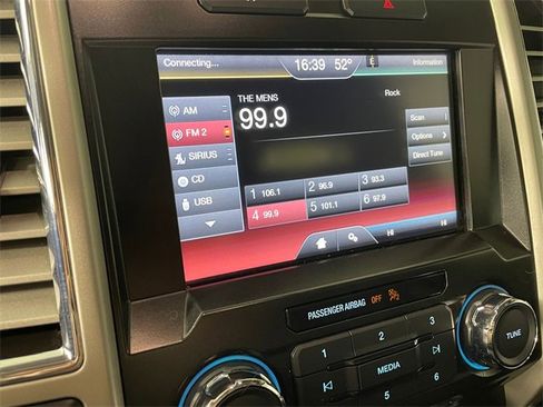 Used 2015 Ford F150 Lariat w/ Trailer Tow Package image 7