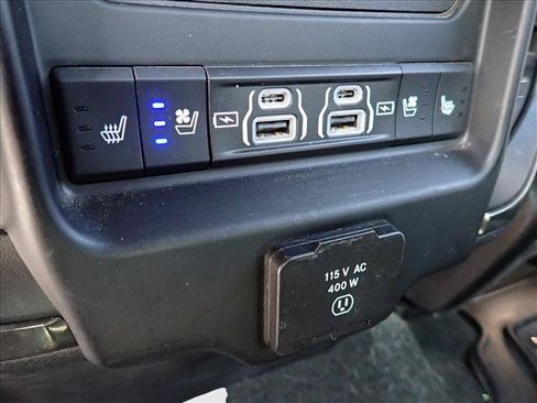 Used 2021 RAM 1500 Limited AWD/4WD image 8