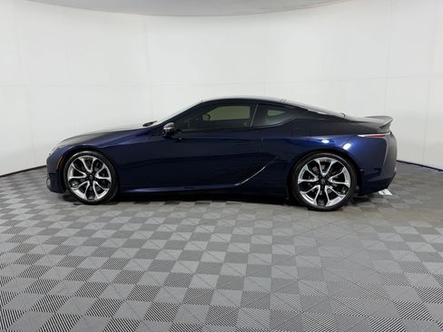 Used 2018 Lexus LC 500 Coupe w/ Sport Package image 2