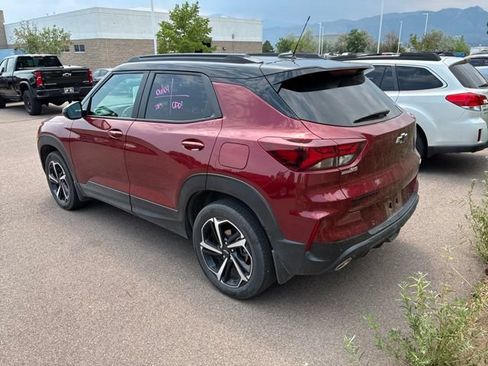Used 2023 Chevrolet TrailBlazer RS w/ Sun and Liftgate Package AWD/4WD image 3