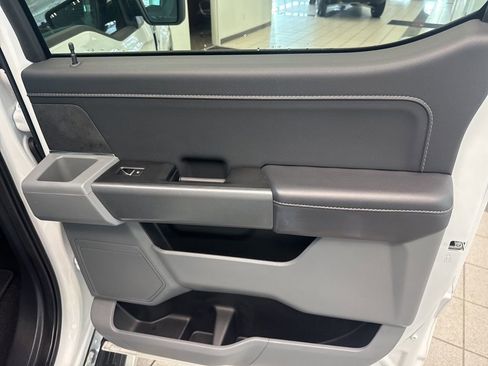 Used 2025 Ford F150 XLT w/ Equipment Group 301A Standard image 21