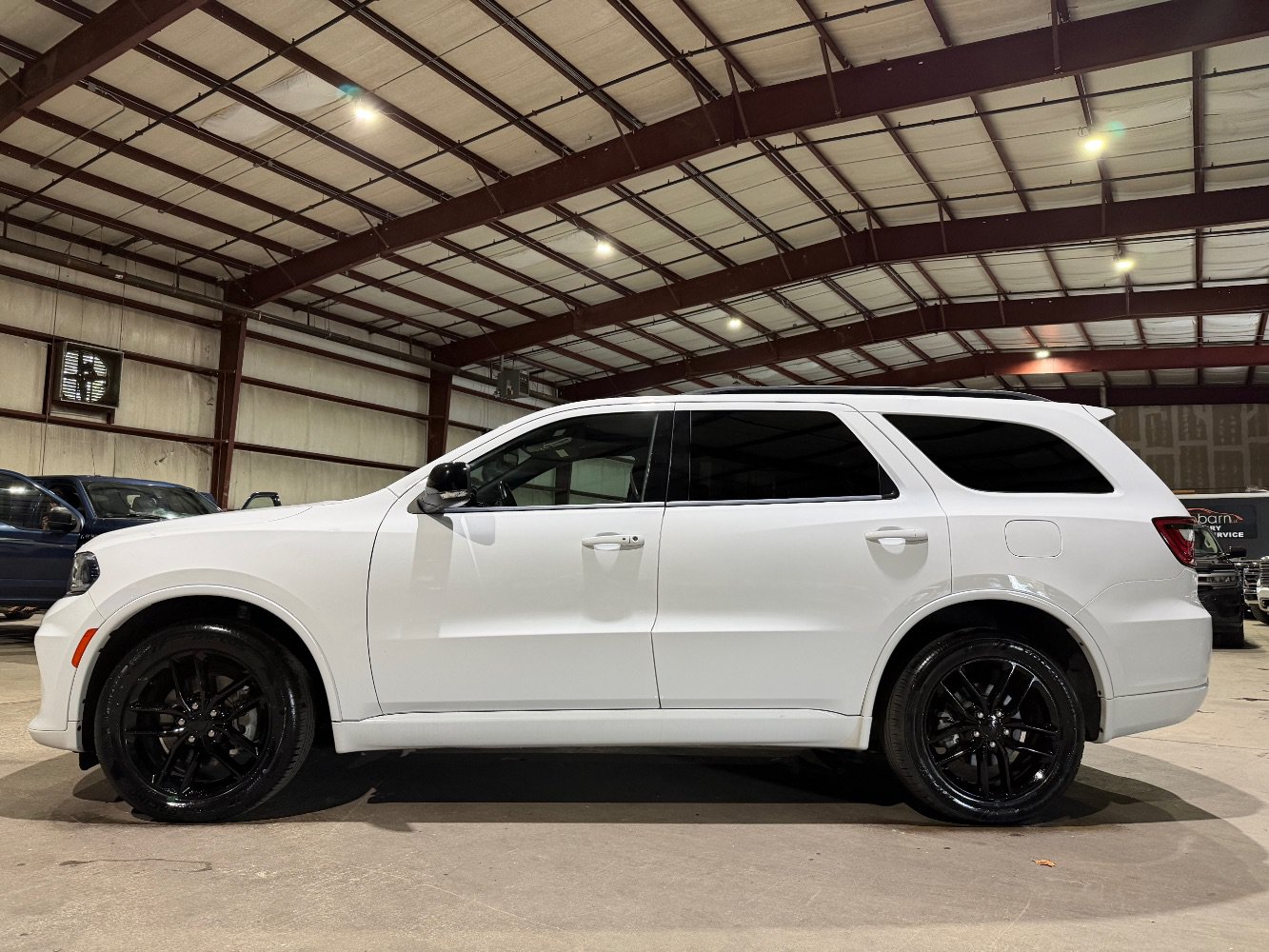 Used 2024 Dodge Durango GT AWD/4WD image 8