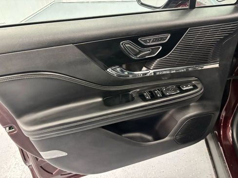 Used 2020 Lincoln Corsair FWD image 34