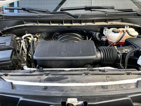 Used 2025 GMC Yukon XL Denali w/ Sun & Power Step Package image 32