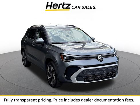 Used 2026 Volkswagen Taos SE AWD/4WD image 1