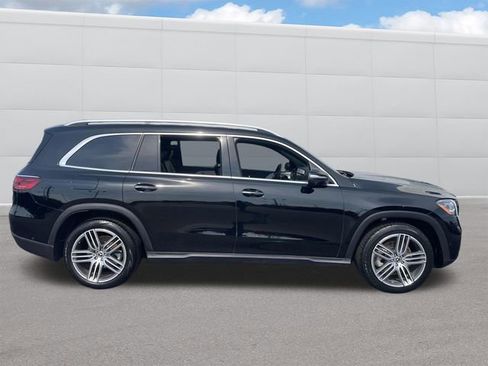 Used 2024 Mercedes-Benz GLS 450 4MATIC image 12