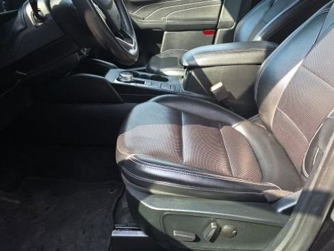 Used 2022 Ford Escape SEL image 14