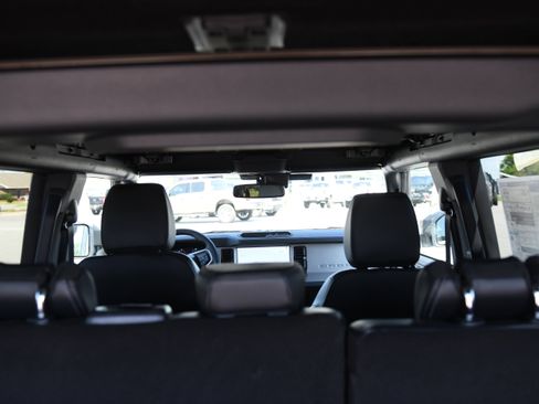 New 2026 Ford Bronco Outer Banks image 15