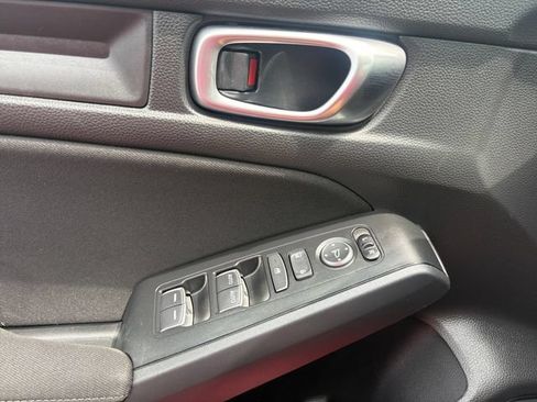 Used 2023 Honda Civic Sport image 18