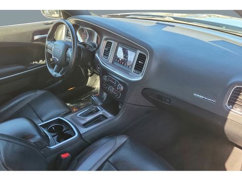 Used 2022 Dodge Charger SXT w/ Leather Interior Group image 22