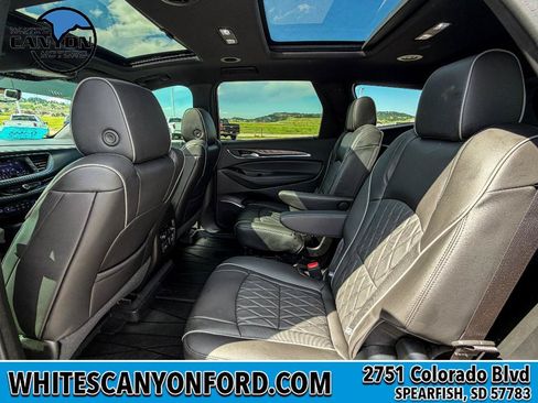 Used 2024 Buick Enclave Avenir w/ Avenir Technology Package AWD/4WD image 9