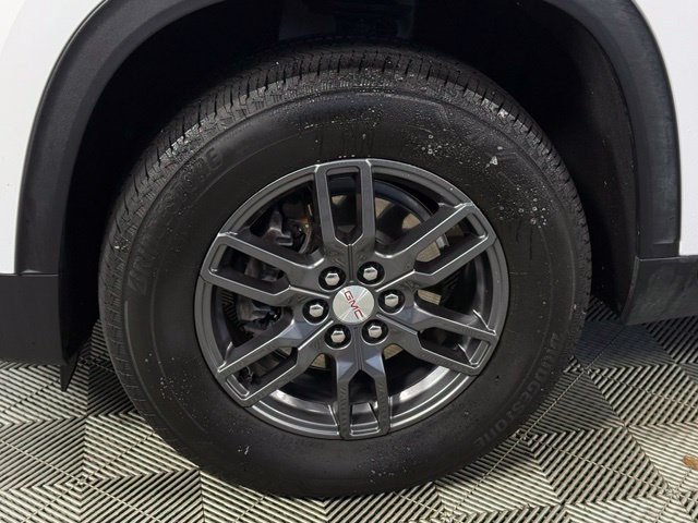 Used 2025 GMC Acadia Elevation FWD image 15