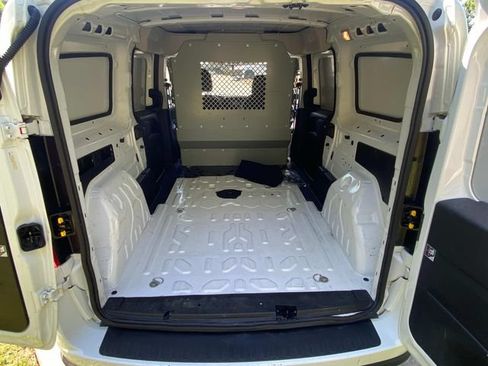Used 2022 RAM ProMaster City Tradesman FWD image 26