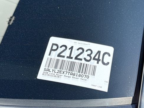 Certified 2026 Land Rover Range Rover Velar Dynamic SE AWD/4WD image 35