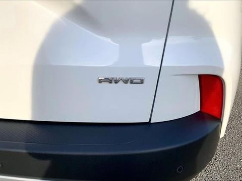 Used 2022 Ford Escape SEL image 7