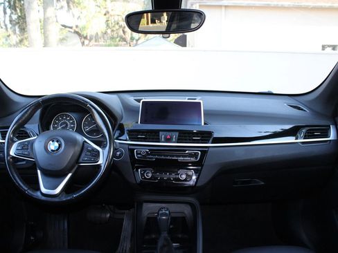 Used 2018 BMW X1 xDrive28i AWD/4WD image 10