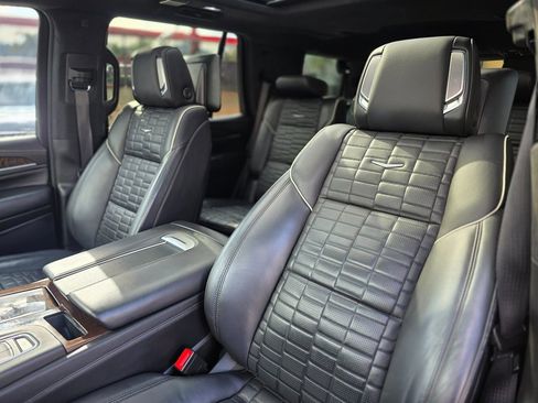 Used 2021 Cadillac Escalade Sport Platinum image 24