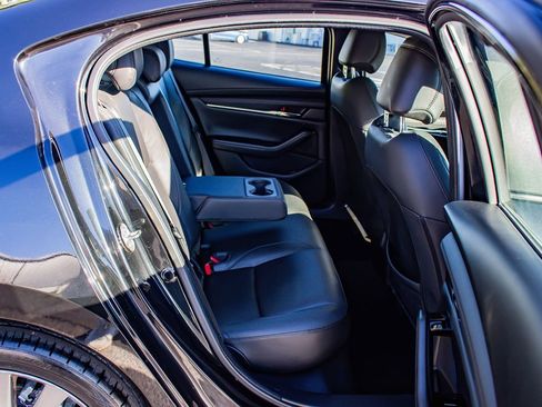 Used 2023 MAZDA MAZDA3 s image 17