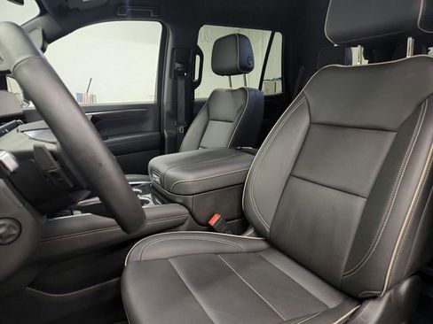 Used 2025 Chevrolet Tahoe Premier image 18