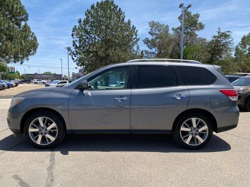 Used 2015 Nissan Pathfinder S FWD image 8