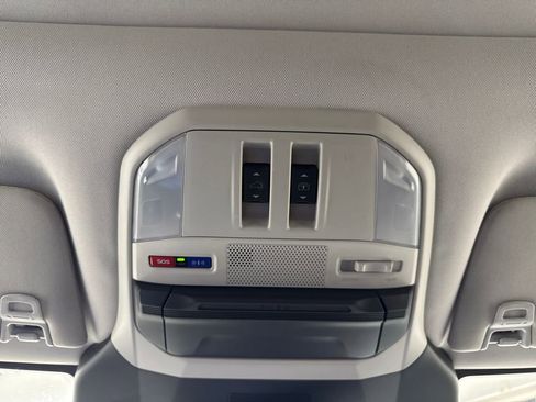 Certified 2023 Subaru Ascent Limited w/ Technology Package image 21