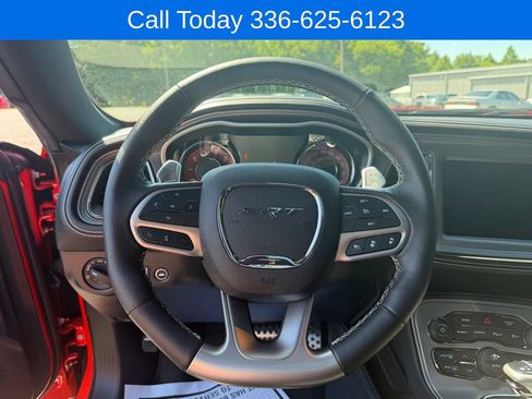 Used 2023 Dodge Challenger SRT Hellcat RWD image 17
