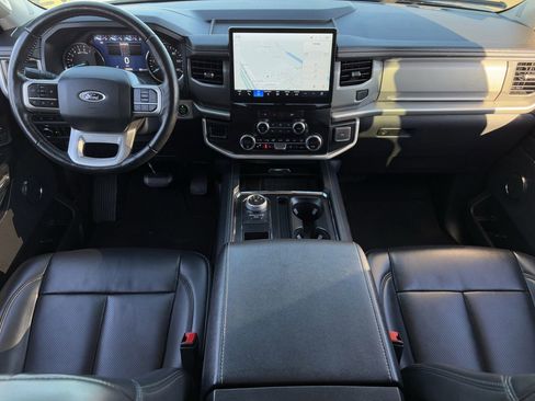 Certified 2024 Ford Expedition Max XLT image 12