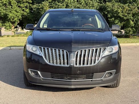 Used 2014 Lincoln MKX AWD w/ Equipment Group 102A image 3