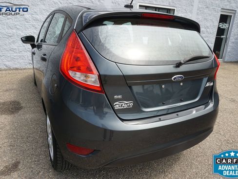 Used 2011 Ford Fiesta SE FWD image 9