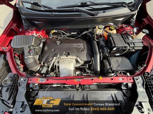 Used 2019 GMC Terrain Denali w/ Advanced Safety Package AWD/4WD image 17