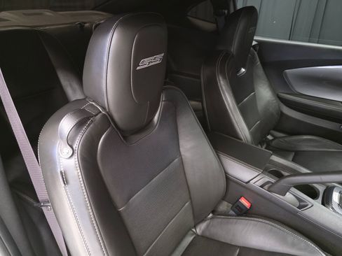 Used 2013 Chevrolet Camaro SS w/ SS Performance Package image 33