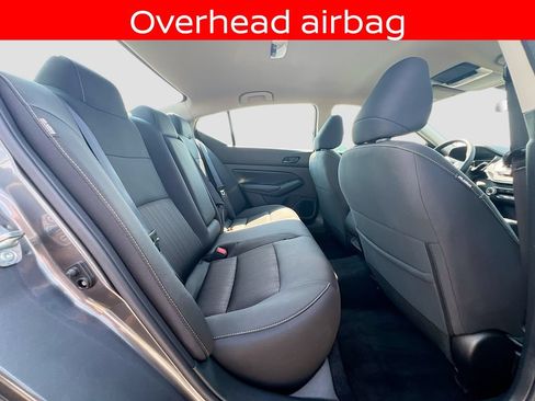 Used 2025 Nissan Altima 2.5 SV FWD image 24