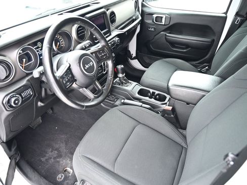 Used 2021 Jeep Wrangler Unlimited Sport image 17