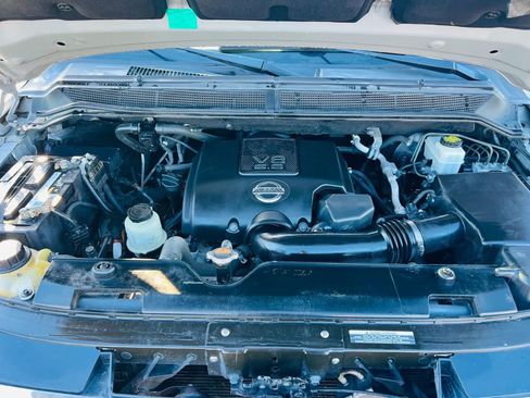 Used 2013 Nissan Armada SL image 24
