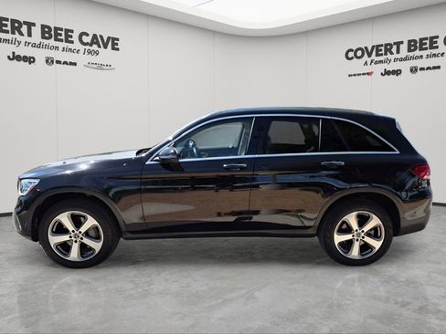 Used 2022 Mercedes-Benz GLC 300 4MATIC w/ Driver Assistance Package image 5